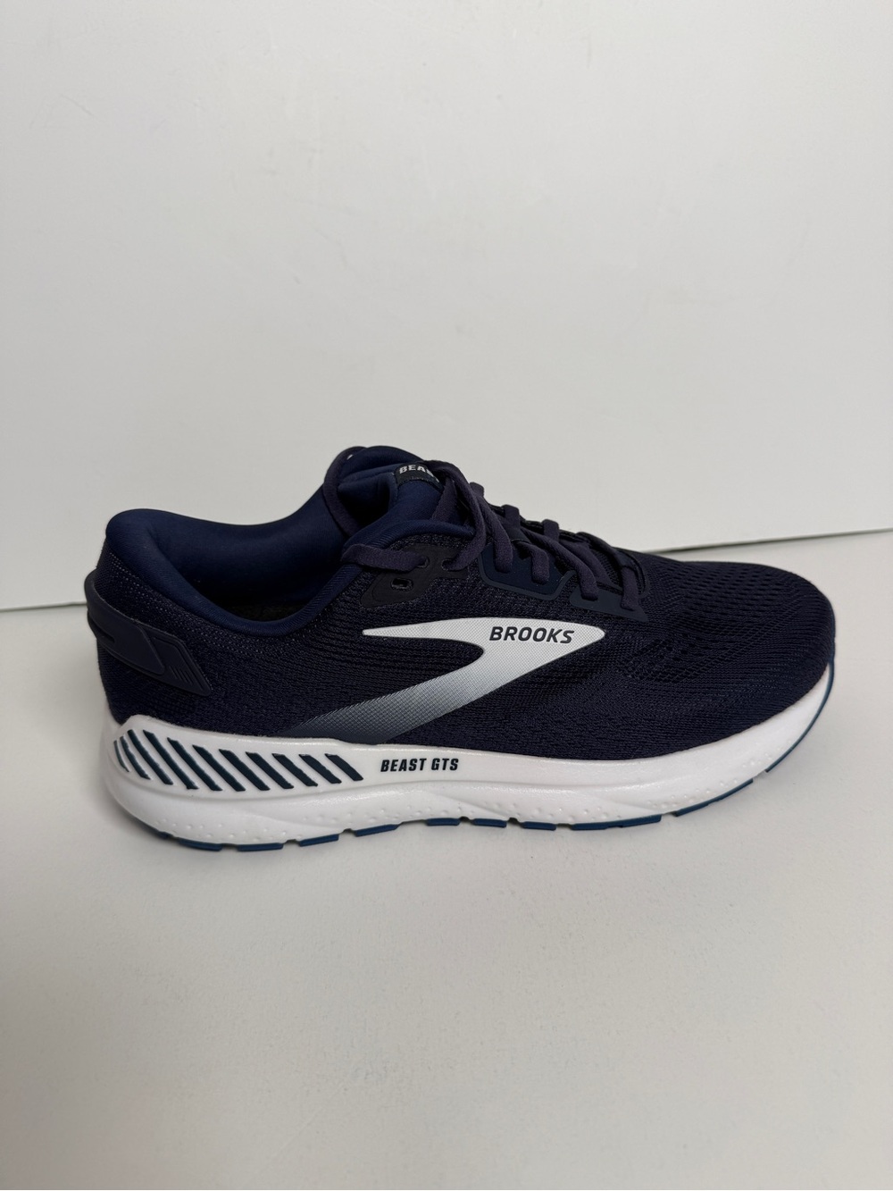 Brooks Beast GTS 24 Men’s 2E